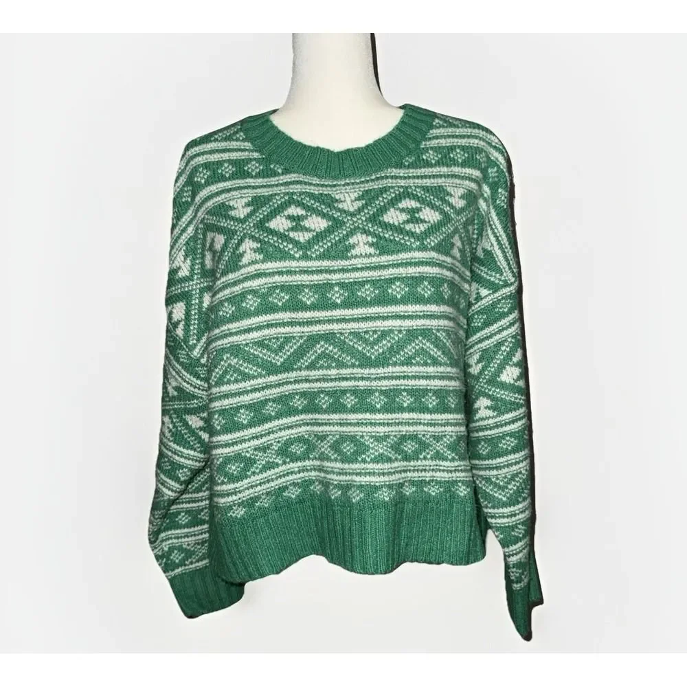 American Eagle Green Fair Isle Sweater Crewneck Snowdrift Warm Cozy Large St Pat